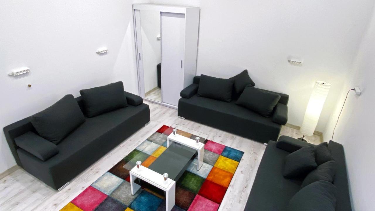 Aparthotel Zabrze, Apartamenty W Centrum Z Prywatnym Parkingiem Exterior photo