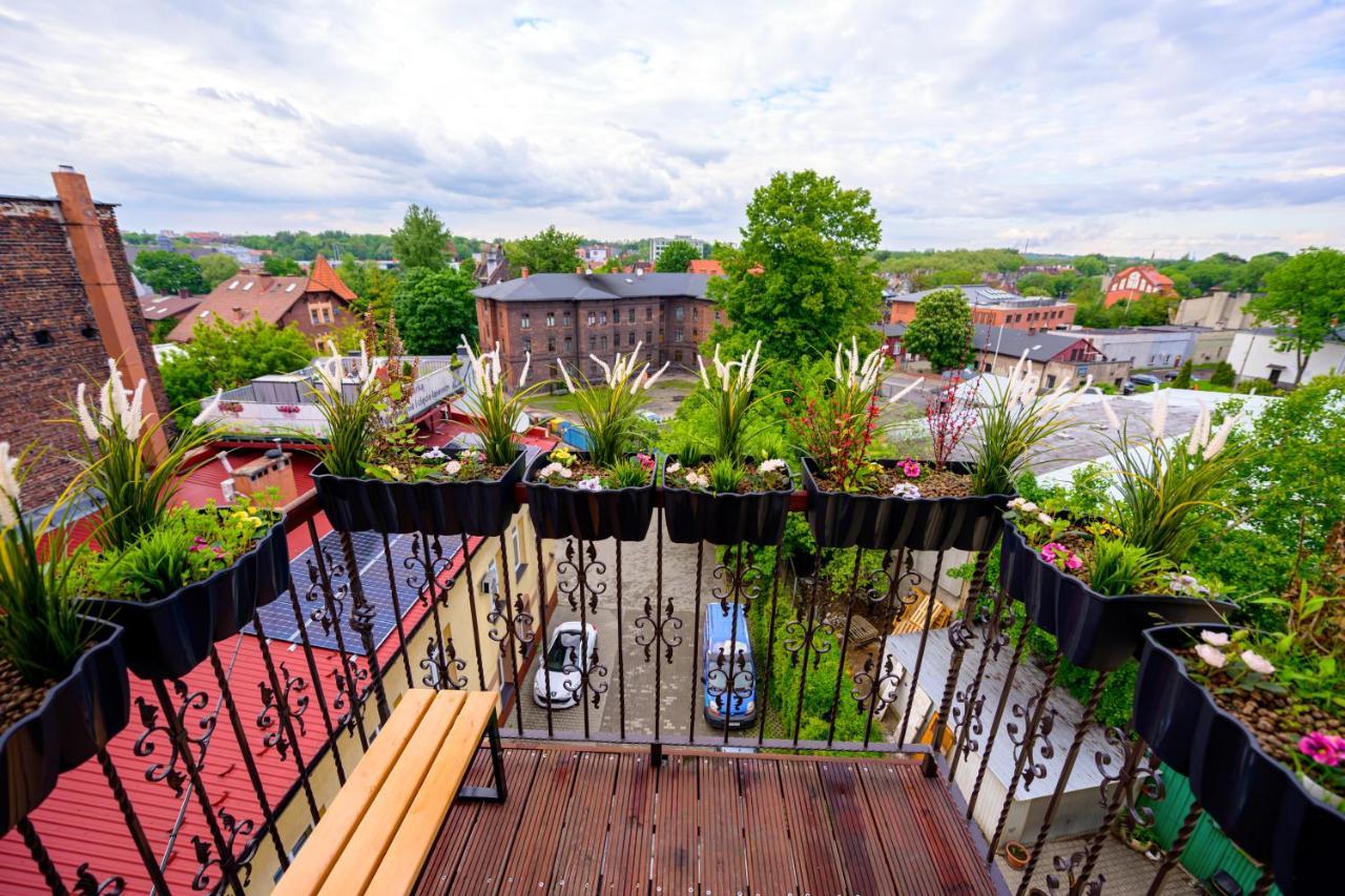Aparthotel Zabrze, Apartamenty W Centrum Z Prywatnym Parkingiem Exterior photo